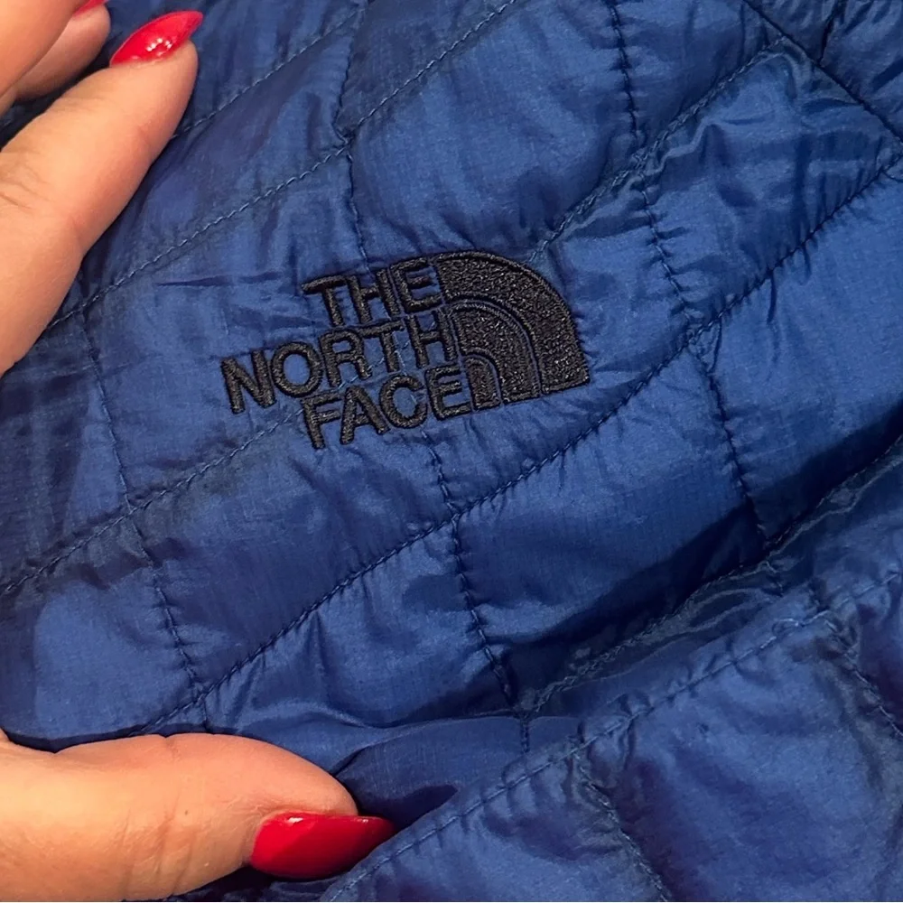 The North Face Men's Thermoball Packable Blue Black Puffer Jacket L
